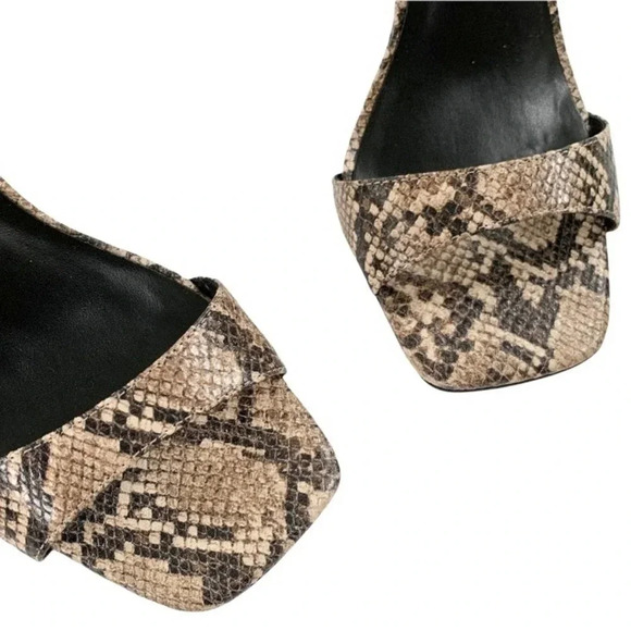 Chelsea & Violet Tara Snake Print Block Heel Sandal 6 NWT - Picture 11 of 12